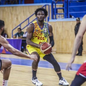 足球-世预赛刚果遭遇三连败 库明加表现毁誉参半